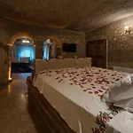 Grand Cave Otel